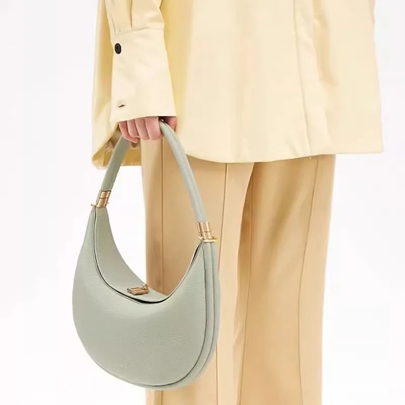 SEMALAYA Fashion original design medium handbag spring new shoulder bag light luxury senior sense moon curved bag women's bag
SEMALAYA Fashion original design medium handbag spring new shoulder bag light luxury senior sense moon curved bag women's bag
