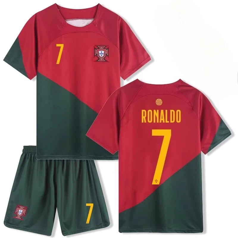3D printed quick-drying Portuguese national team home and away No. 7 adult and children's football uniform sets for men.
3D printed quick-drying Portuguese national team home and away No. 7 adult and children's football uniform sets for men.