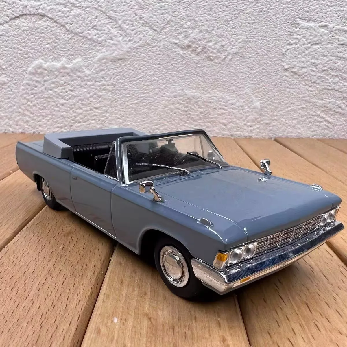 1/43 ZIL 117B Alloy Luxy Old Car Model Diecast Metal Classic Retro Parade Vehicles Car Model Simulation Collection Childrens Toy
1/43 ZIL 117B Alloy Luxy Old Car Model Diecast Metal Classic Retro Parade Vehicles Car Model Simulation Collection Childrens Toy