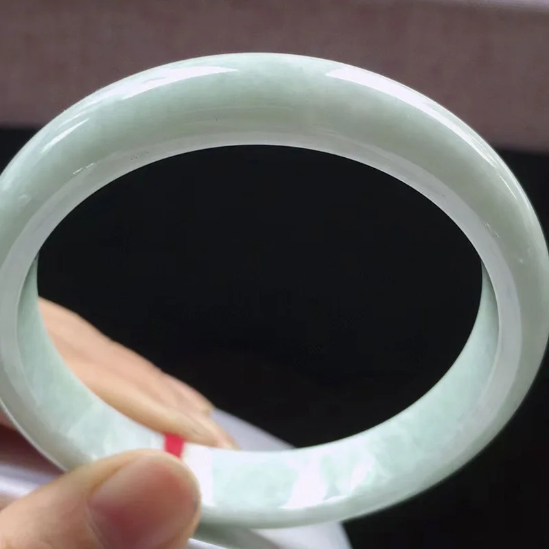 Natural Myanmar Jade 54mm-62mm bracelet exquisite princess bracelet to send girlfriend to send mother Hetian jade
Natural Myanmar Jade 54mm-62mm bracelet exquisite princess bracelet to send girlfriend to send mother Hetian jade