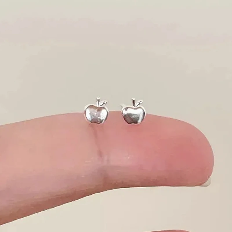 925 Sterling Silver Charming Geometric Mini Cute Apple Fruit Stud Earring for Women Fine Jewelry High Luxury Vintage Accessories
925 Sterling Silver Charming Geometric Mini Cute Apple Fruit Stud Earring for Women Fine Jewelry High Luxury Vintage Accessories
