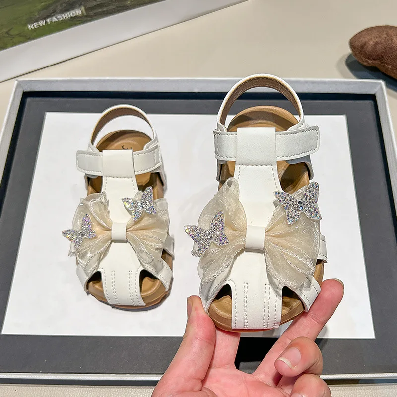 2025 Summer New Children’s Closed-Toe Sandals Cute Sequin Bow Girls' Princess Shoes Soft Sole Non-Slip Toddler Kid’s Beach Wear
2025 Summer New Children’s Closed-Toe Sandals Cute Sequin Bow Girls' Princess Shoes Soft Sole Non-Slip Toddler Kid’s Beach Wear