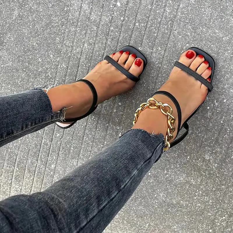 Large size women's high heels 2022 new square toe heel fashion sexy foreign trade women's high heel sandals
Large size women's high heels 2022 new square toe heel fashion sexy foreign trade women's high heel sandals