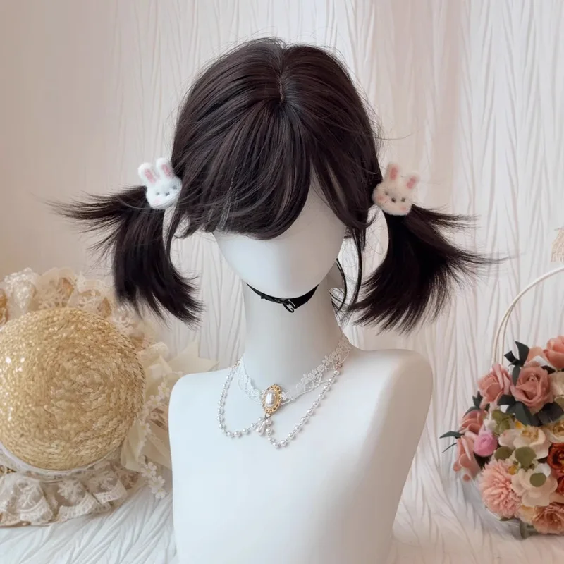 Women's Short Pigtail Wig with Air Bangs & Plush Bunny Ear Clips Dark Brown Heat Resistant Synthetic Hair for Daily Wear
Women's Short Pigtail Wig with Air Bangs & Plush Bunny Ear Clips Dark Brown Heat Resistant Synthetic Hair for Daily Wear