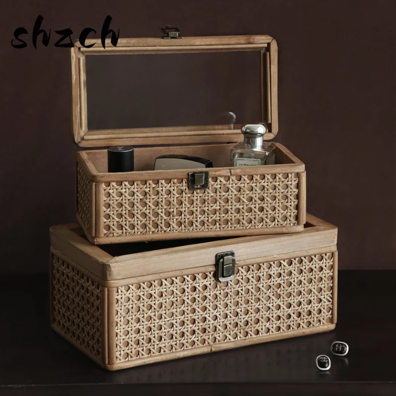 Vintage Rattan Storage Box Homestay Desktop Jewelry Boxex Cosmetics Miscellaneous Items Organize Case Dust Cover Home Supplies
Vintage Rattan Storage Box Homestay Desktop Jewelry Boxex Cosmetics Miscellaneous Items Organize Case Dust Cover Home Supplies