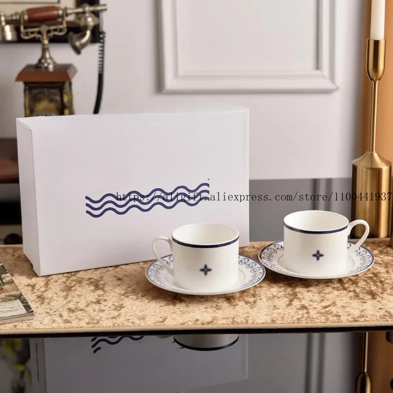 Simple And Fashionable Bone China Coffee Cups And Saucers 250ml Afternoon Tea Cups High-End Personalized Couple Cups
Simple And Fashionable Bone China Coffee Cups And Saucers 250ml Afternoon Tea Cups High-End Personalized Couple Cups