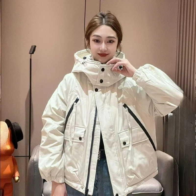 High-end Petite Solid-color Zipper Hooded Jacket 2026 Spring Autumn New Style Loose Relaxation Short Cotton-padded Outerwear
High-end Petite Solid-color Zipper Hooded Jacket 2026 Spring Autumn New Style Loose Relaxation Short Cotton-padded Outerwear