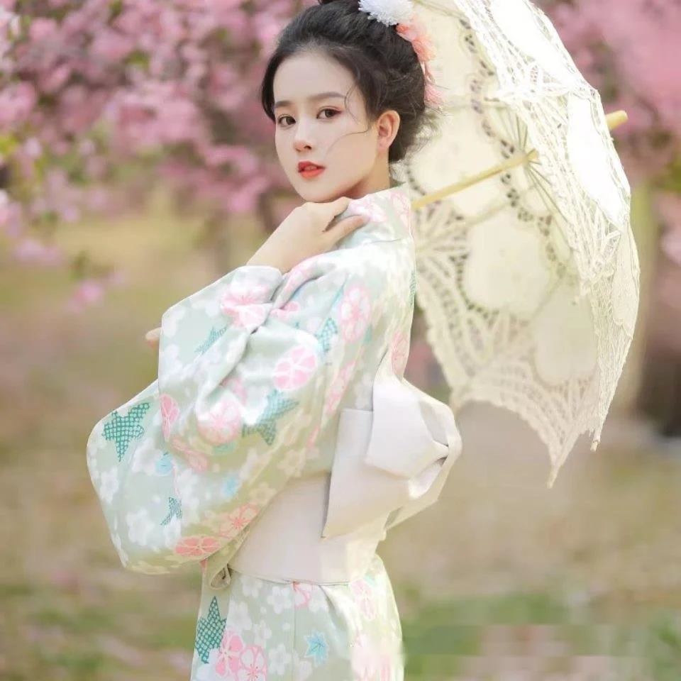 New kimono studio photography clothing fashion photo art clothing god girl robe female photo
New kimono studio photography clothing fashion photo art clothing god girl robe female photo