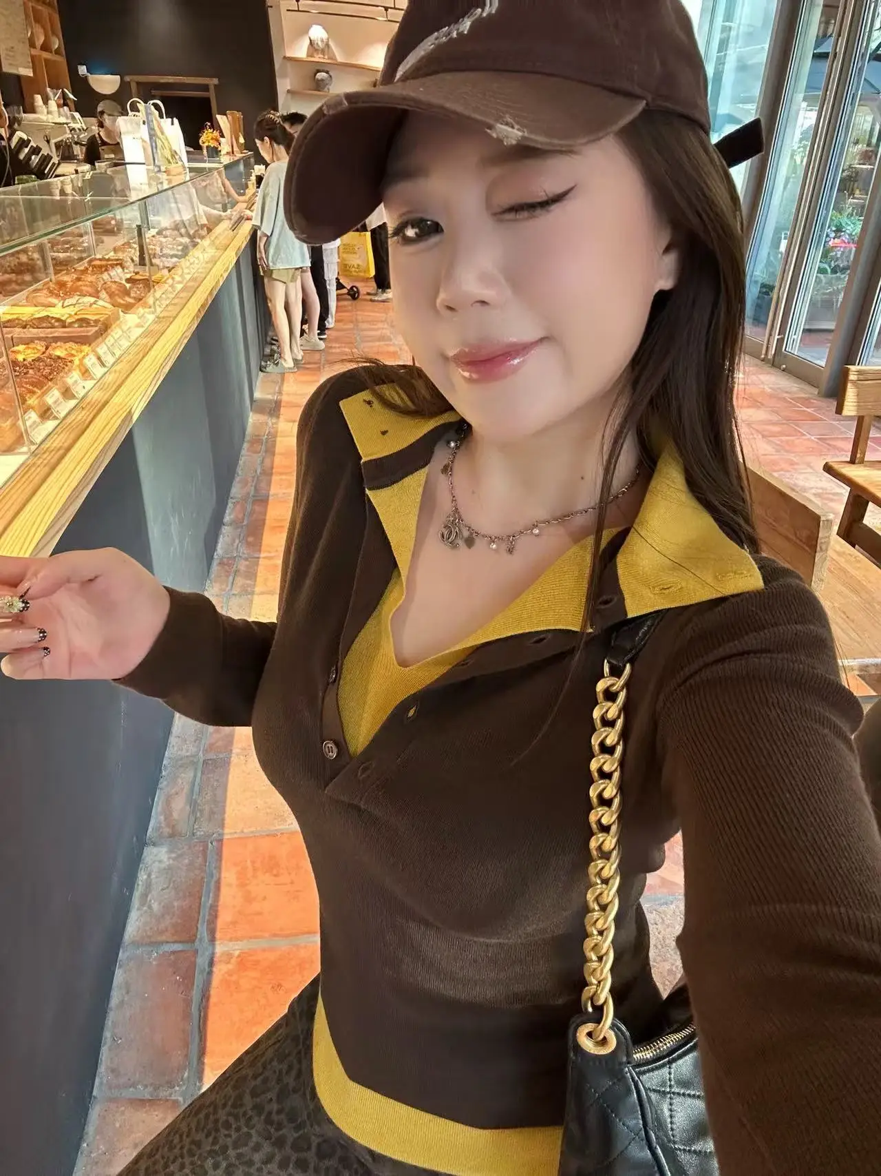 Slimming Design plus Size Women's Knitted Sweater Fake Two-Piece Sle Casual Faion Inner Wear Autumn Winter New Arrival
Slimming Design plus Size Women's Knitted Sweater Fake Two-Piece Sle Casual Faion Inner Wear Autumn Winter New Arrival