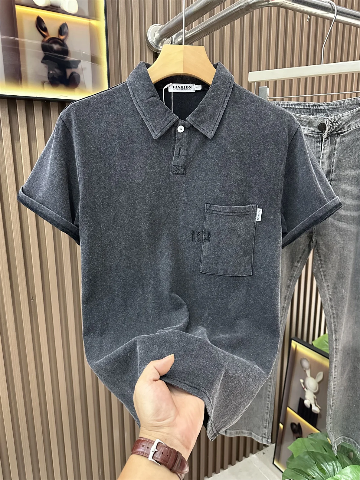 Men's Summer New Short Sleeve Shirt Casual Versatile Washed Vintage Trendy Top Cotton Breathable Comfortable Single Button
Men's Summer New Short Sleeve Shirt Casual Versatile Washed Vintage Trendy Top Cotton Breathable Comfortable Single Button