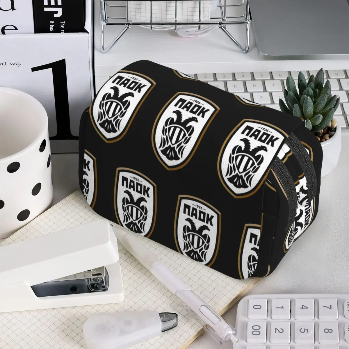 Пенал для школьных принадлежностей PAOK для мальчиков и девочек, для фанатов греческого футбола из Салоники
Пенал для школьных принадлежностей PAOK для мальчиков и девочек, для фанатов греческого футбола из Салоники