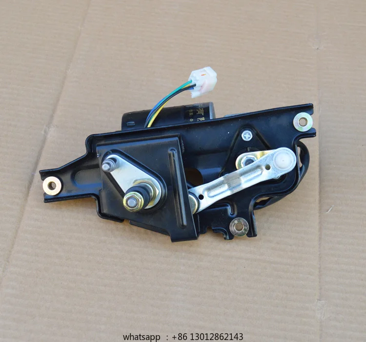 Подходит для двигателя переднего дворника Z100 100S в сборе, двигателя стеклоочистителя с шатуном стеклоочистителя.
Подходит для двигателя переднего дворника Z100 100S в сборе, двигателя стеклоочистителя с шатуном стеклоочистителя.