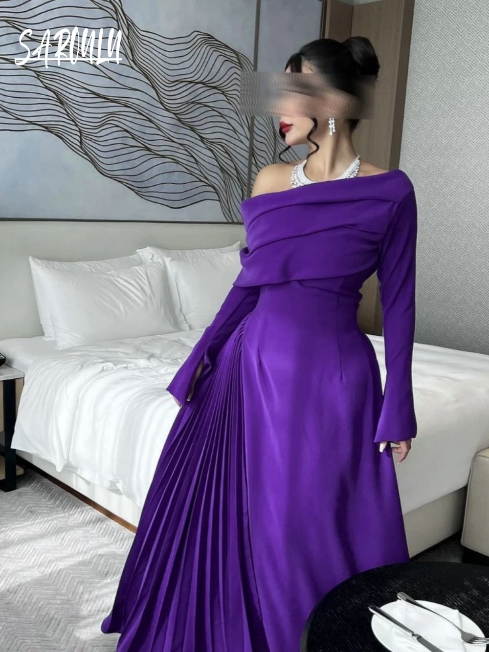 Simple Off Shoulder Pleated Evening Dress Elegant Purple A Line Arabic Long Sleeves Prom Gown Women High Quality Fast Shipping
Simple Off Shoulder Pleated Evening Dress Elegant Purple A Line Arabic Long Sleeves Prom Gown Women High Quality Fast Shipping