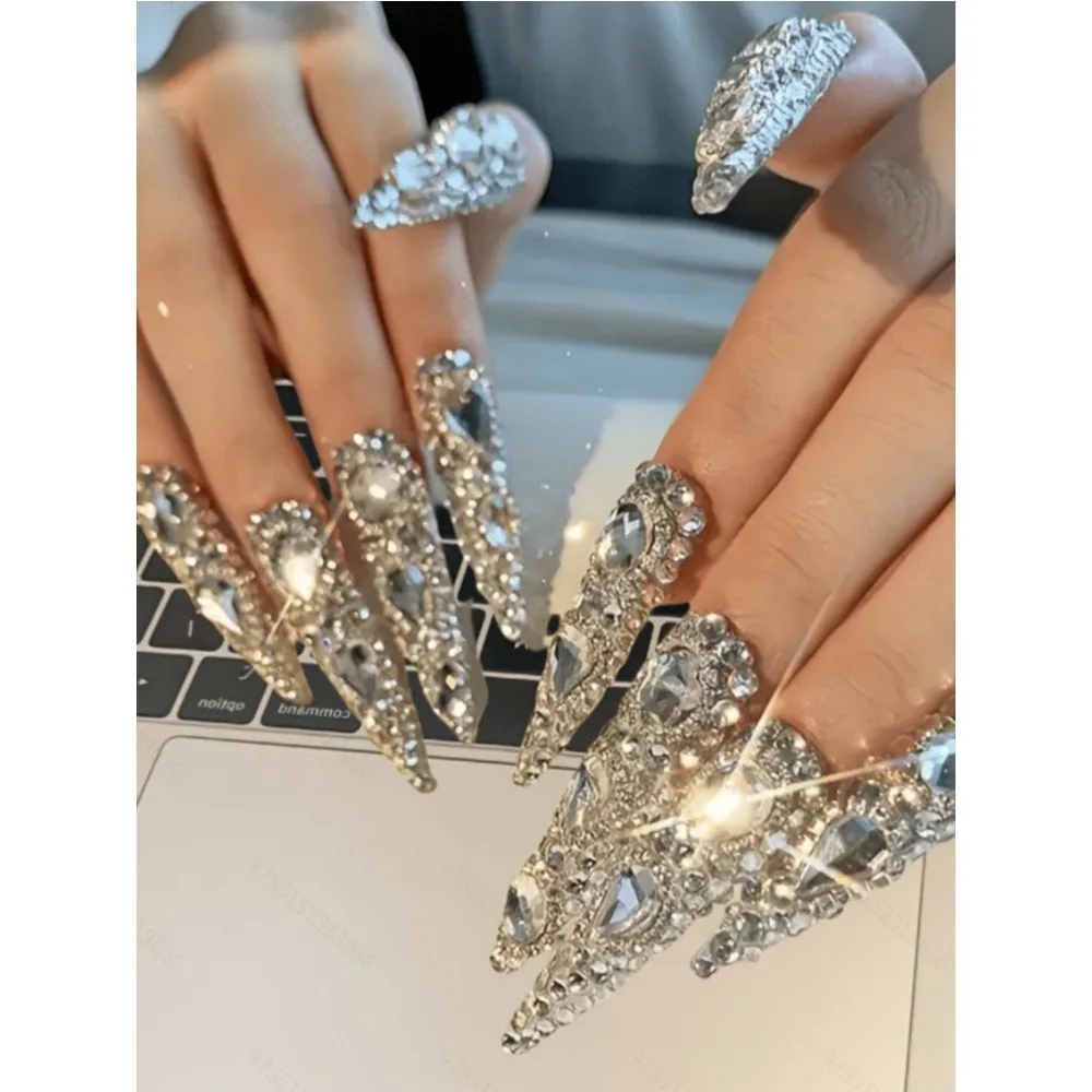 10Pcs Handmade Extra Long Press On Nails Stiletto Shape Y2K Style, Silver Pink Blue Luxury Hand-Drawn Sparkling Glitter Glossy Gradient, Gift Box Packaging, Nail Tool, Summer & Wedding & Prom & Party & Daily Wear, For Women & Girls, Reusable Easy To Wear
10Pcs Handmade Extra Long Press On Nails Stiletto Shape Y2K Style, Silver Pink Blue Luxury Hand-Drawn Sparkling Glitter Glossy Gradient, Gift Box Packaging, Nail Tool, Summer & Wedding & Prom & Party & Daily Wear, For Women & Girls, Reusable Easy To Wear