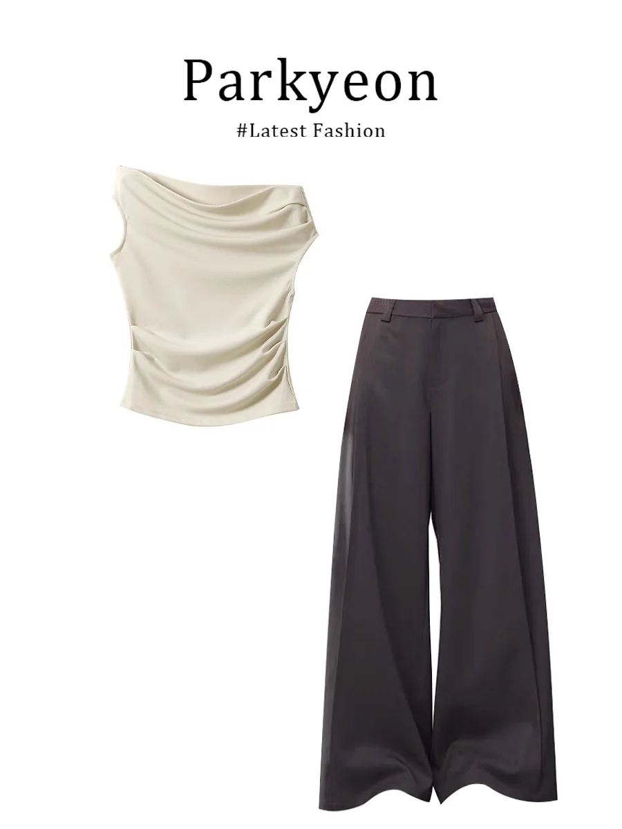 Parkyeon High Waist Straight Leg Casual Pants Set Women's Fashionable Asymmetrical Pleat Design Short Sleeve round Neck Two P...
Parkyeon High Waist Straight Leg Casual Pants Set Women's Fashionable Asymmetrical Pleat Design Short Sleeve round Neck Two P...