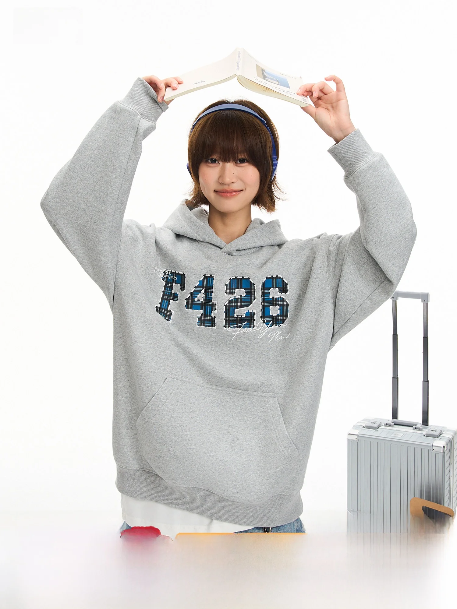 F426 Store: Новая весенняя толстовка с капюшоном из кожи и хлопка с вышивкой и принтом, для повседневной носки, сохраняющая тепло.
F426 Store: Новая весенняя толстовка с капюшоном из кожи и хлопка с вышивкой и принтом, для повседневной носки, сохраняющая тепло.