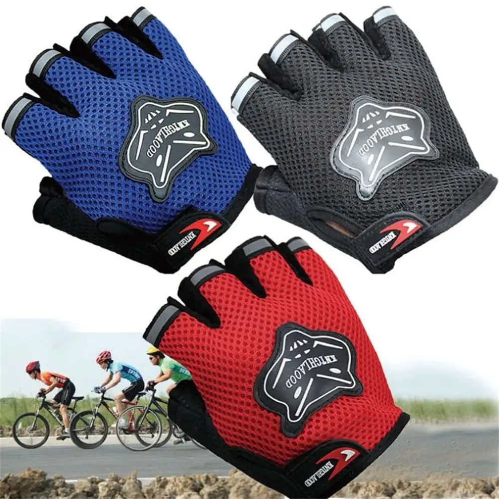 1 Pair Durable Kids Adult Climbing Outdoor Sports Half Finger Bodybuilding Cycling Gloves Bicycle Gloves Riding Gloves 
1 Pair Durable Kids Adult Climbing Outdoor Sports Half Finger Bodybuilding Cycling Gloves Bicycle Gloves Riding Gloves