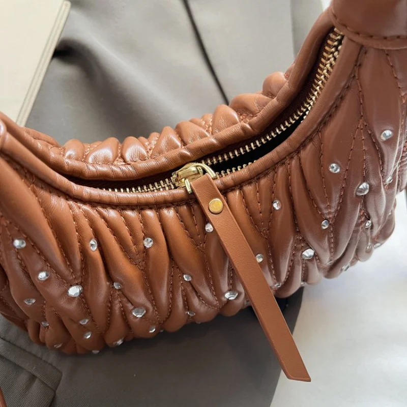 Trendy-sleek 2025 New Ladies Luxury Brand Leather Shoulder Bag Famous Designer Popular
Trendy-sleek 2025 New Ladies Luxury Brand Leather Shoulder Bag Famous Designer Popular