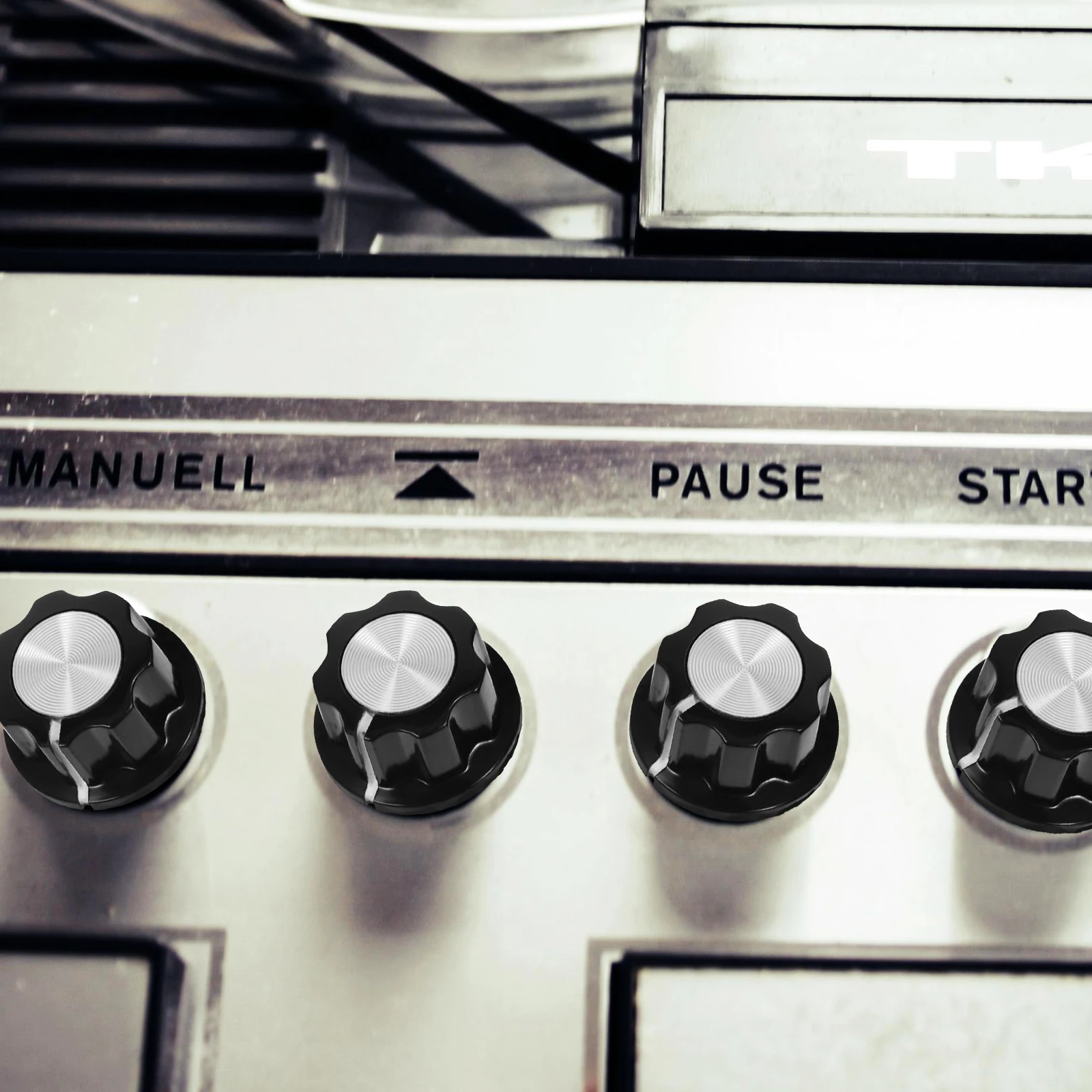 6 Pcs Potentiometer Knob Cap Replacement Electric Guitar Parts Control Ear Pedal Knobs Black Child
6 Pcs Potentiometer Knob Cap Replacement Electric Guitar Parts Control Ear Pedal Knobs Black Child