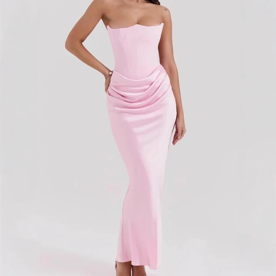Summer Sexy Long Dress Women Elegant Off-shoulder Strapless Hip Package Female Vestidos Vintage Slim Fit Ladies Evening Y2k
Summer Sexy Long Dress Women Elegant Off-shoulder Strapless Hip Package Female Vestidos Vintage Slim Fit Ladies Evening Y2k