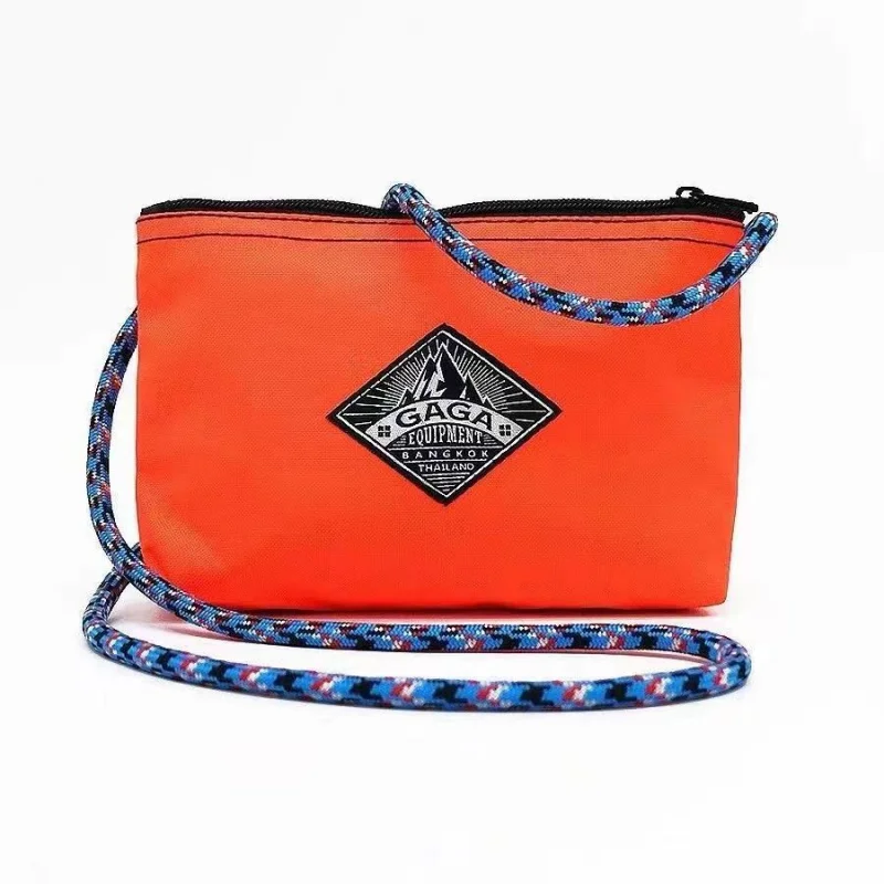 Тайская Мода brandGAGABag, кросс-боди bag2024newinsнишевый мобильный кошелек для монет, сумка на молнии
Тайская Мода brandGAGABag, кросс-боди bag2024newinsнишевый мобильный кошелек для монет, сумка на молнии