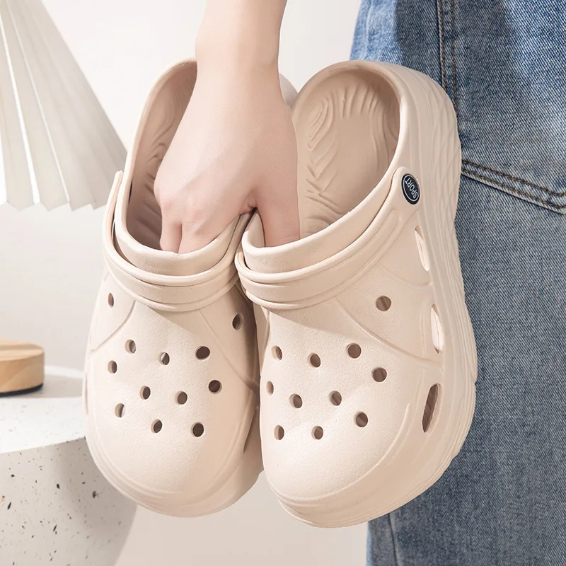 Women's Fashion Platform Sandals Summer 2025 Thick Sole Soft Eva Clogs Garden Shoes for Women Hollow Out Non Slip Beach Sandals
Women's Fashion Platform Sandals Summer 2025 Thick Sole Soft Eva Clogs Garden Shoes for Women Hollow Out Non Slip Beach Sandals
