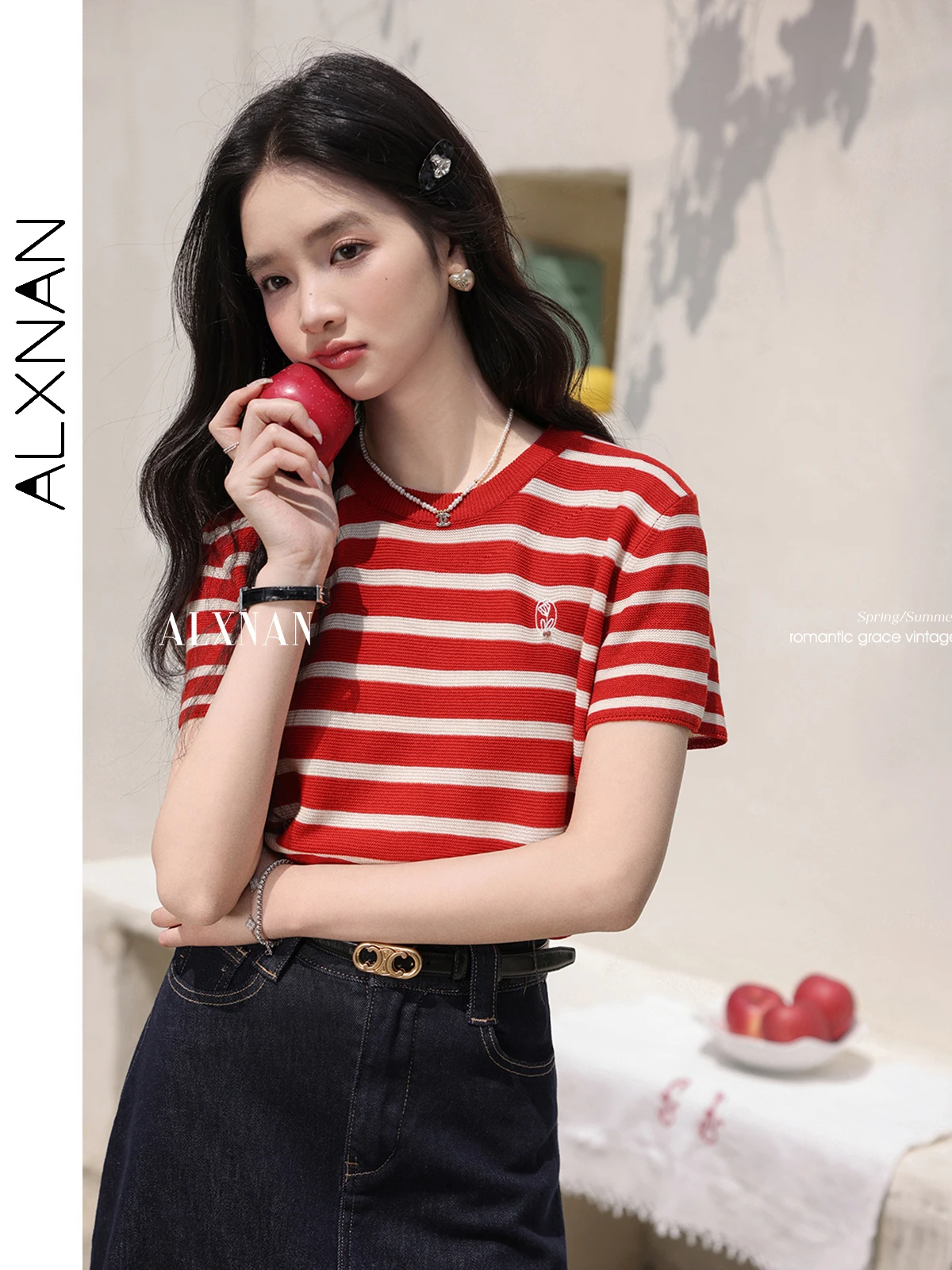 ALXNAN Women's T-shirt Vintage Red Striped Round Neck T-shirt 2025 Summer Casual Loose Elegant Knitted Short Sleeve Top L53630
ALXNAN Women's T-shirt Vintage Red Striped Round Neck T-shirt 2025 Summer Casual Loose Elegant Knitted Short Sleeve Top L53630