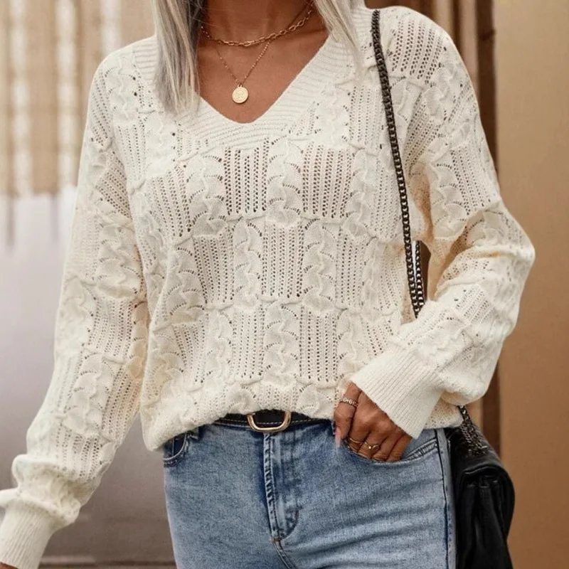 Women's Sweater Lace-up Back Hollow Knit V-neck Street Wind Autumn and Winter Coat
Women's Sweater Lace-up Back Hollow Knit V-neck Street Wind Autumn and Winter Coat