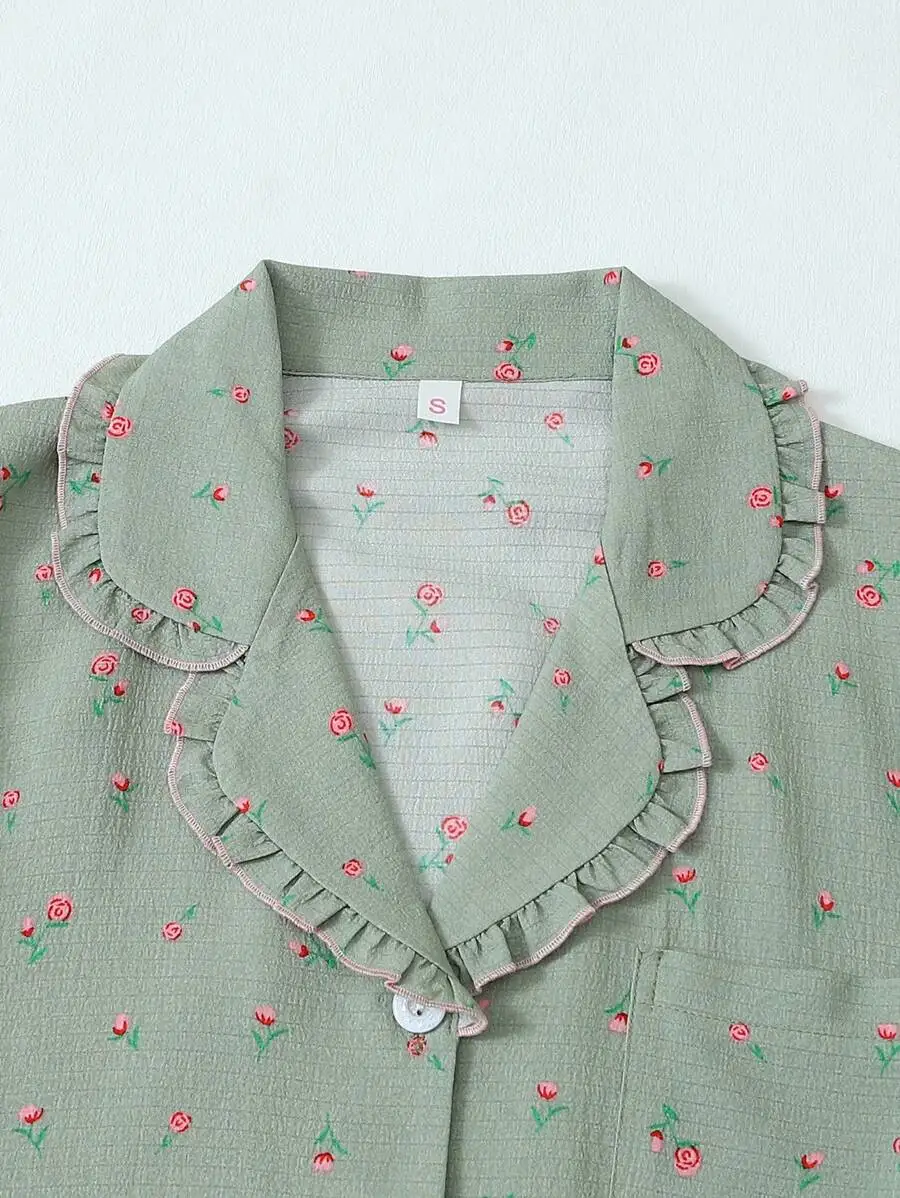 Women Floral Print Ruffled Collar Short Sleeve Sleep Top With Pocket
Women Floral Print Ruffled Collar Short Sleeve Sleep Top With Pocket