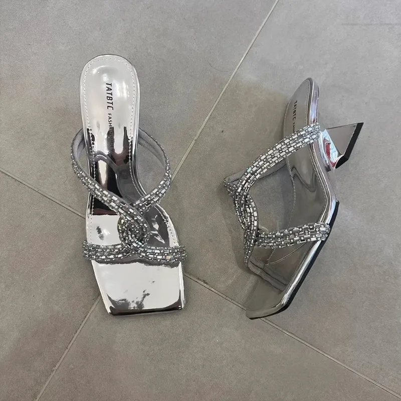 Womens Slippers with Mid Heels Square Toe Rhinestone Cross Strap Non Slip Versatile 2025 New Summer Outdoor Fashion Slippers
Womens Slippers with Mid Heels Square Toe Rhinestone Cross Strap Non Slip Versatile 2025 New Summer Outdoor Fashion Slippers