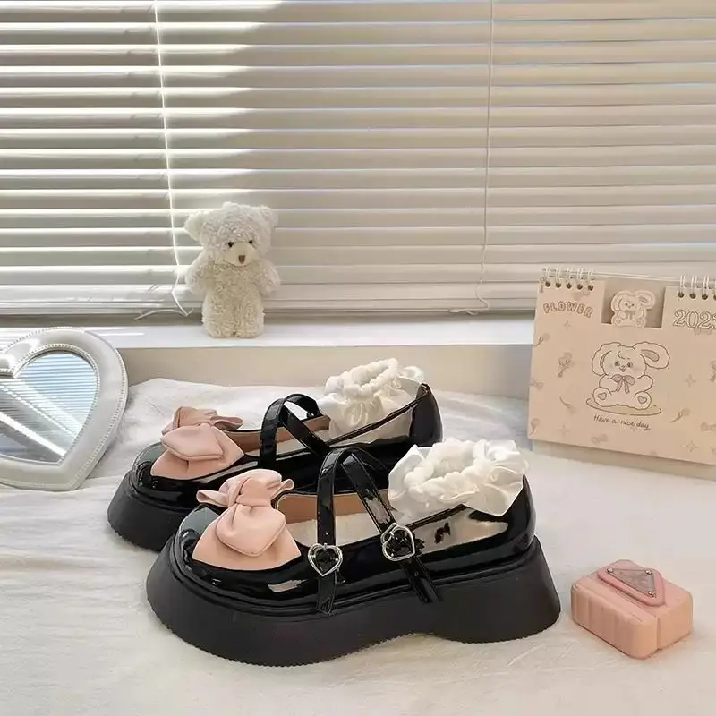 2026 New Spring Autumn Kids Girls British Style Leather Shoes with Bow Soft Sole Waterproof Comfortable Footwear for School
2026 New Spring Autumn Kids Girls British Style Leather Shoes with Bow Soft Sole Waterproof Comfortable Footwear for School