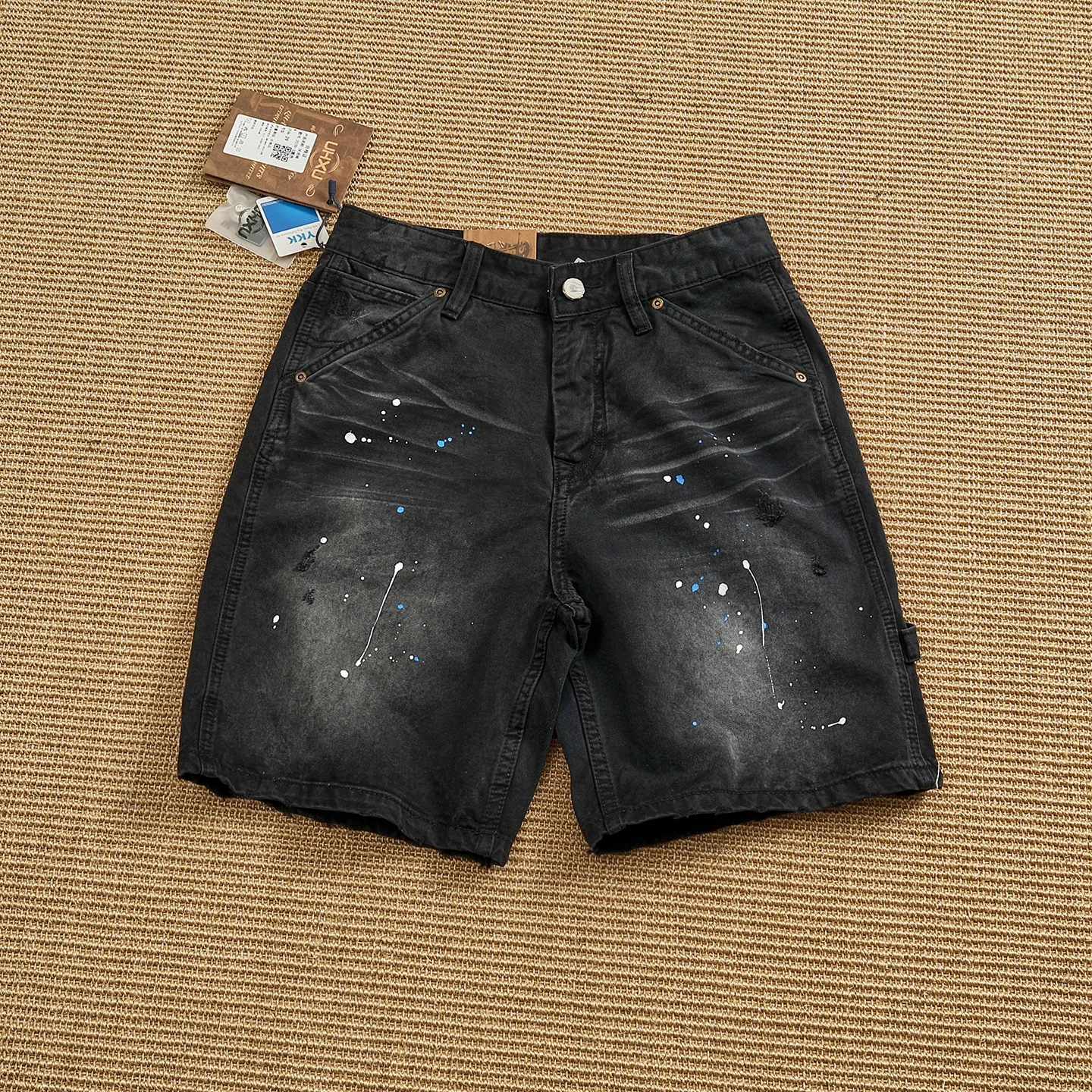 Летние плотные шорты-карго из 100% хлопка с эффектом стирки, градиентным окрашиванием и брызгами краски, с рваными краями, в американском ретро-стиле, модель «Лесоруб»
Летние плотные шорты-карго из 100% хлопка с эффектом стирки, градиентным окрашиванием и брызгами краски, с рваными краями, в американском ретро-стиле, модель «Лесоруб»