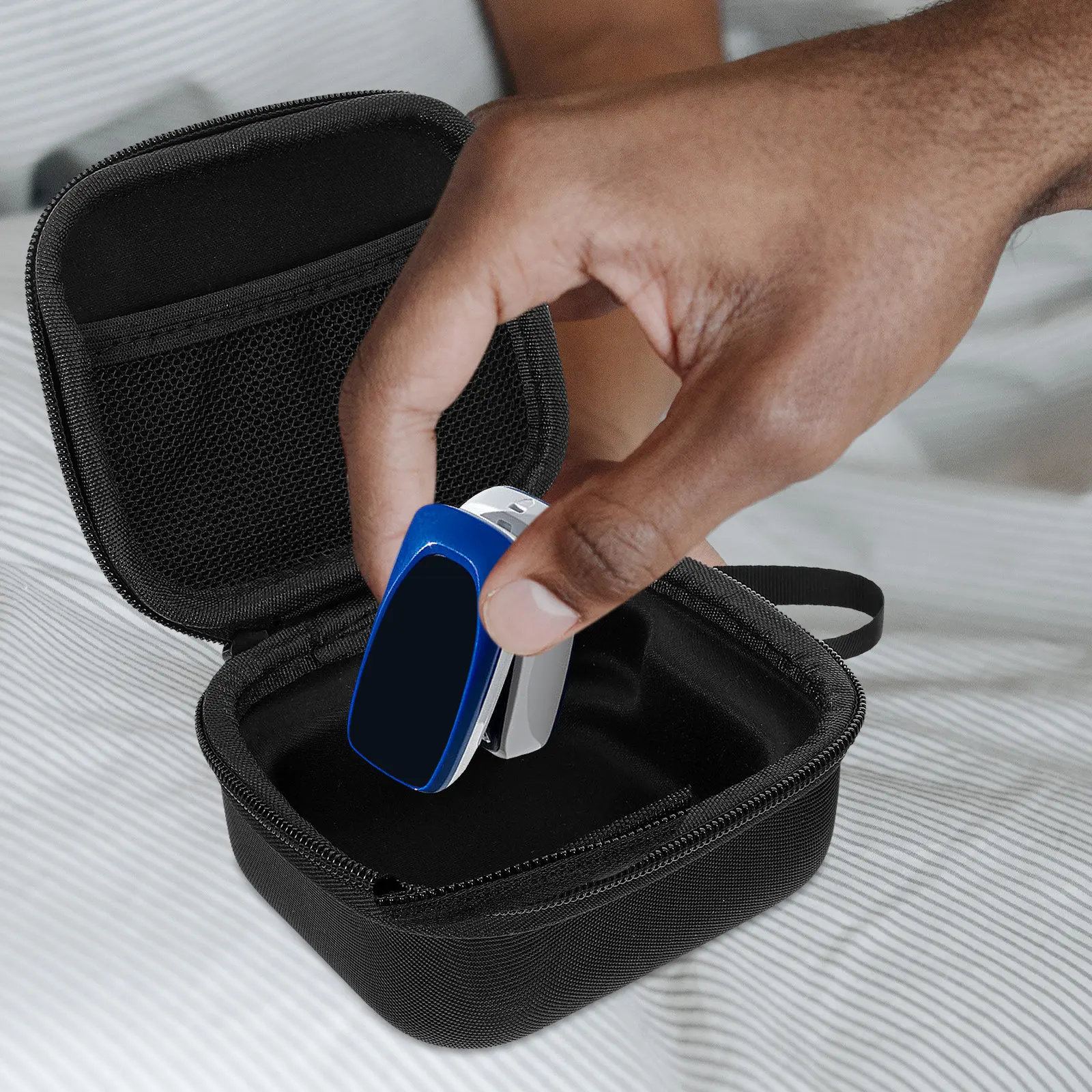 Легкий, прочный защитный чехол из ЭВА для хранения, портативный, устойчивый к царапинам, для устройств и небольших цифровых гаджетов
Легкий, прочный защитный чехол из ЭВА для хранения, портативный, устойчивый к царапинам, для устройств и небольших цифровых гаджетов