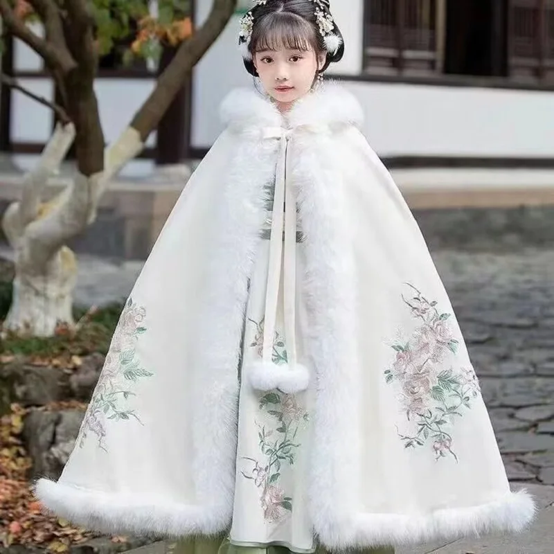 Накидка с китайской цветочной вышивкой для зимнего плаща с капюшоном для детей и взрослых
Накидка с китайской цветочной вышивкой для зимнего плаща с капюшоном для детей и взрослых