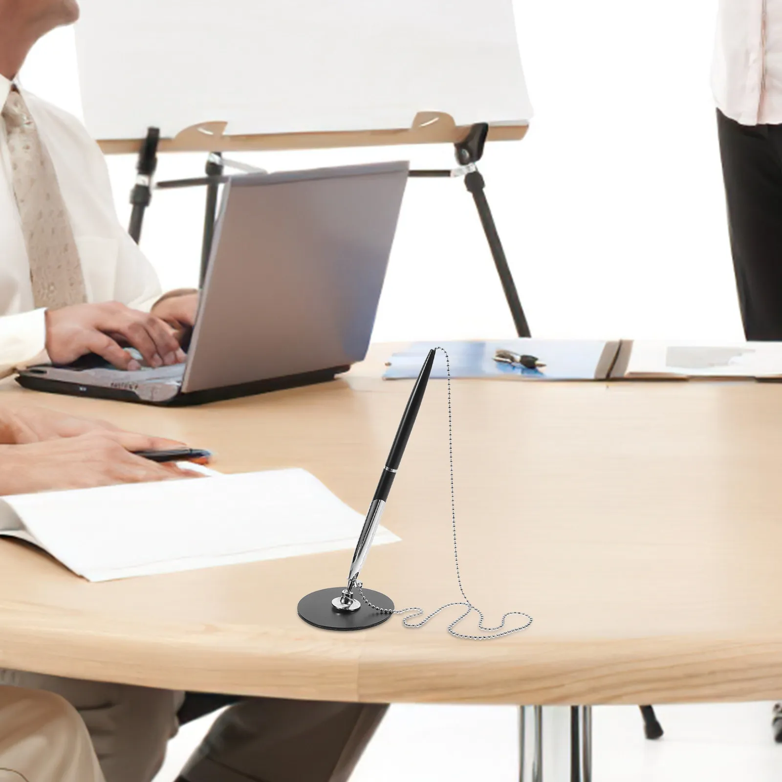 Набор металлических настольных ручек с цепочкой, эргономичная ручка для подписи, гладкое письмо, офисные канцелярские принадлежности
Набор металлических настольных ручек с цепочкой, эргономичная ручка для подписи, гладкое письмо, офисные канцелярские принадлежности