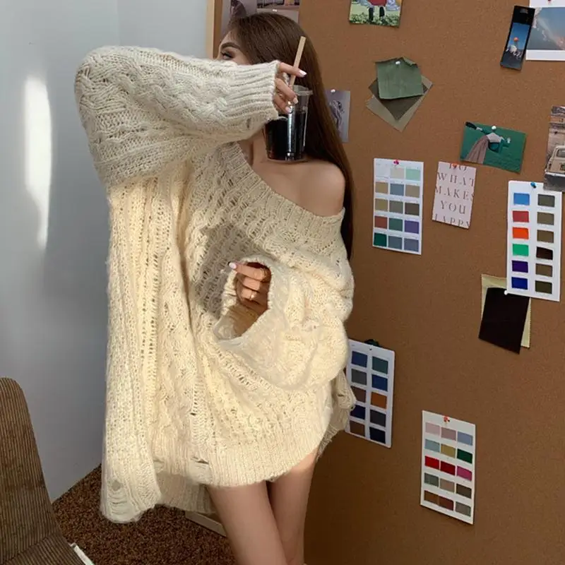 Autumn Winter Knit Hollow Out Oversized Sweater Tops Korean Fashion Retro Women's Thick Fashion Loose Pullover Coat Y2k Clothes
Autumn Winter Knit Hollow Out Oversized Sweater Tops Korean Fashion Retro Women's Thick Fashion Loose Pullover Coat Y2k Clothes