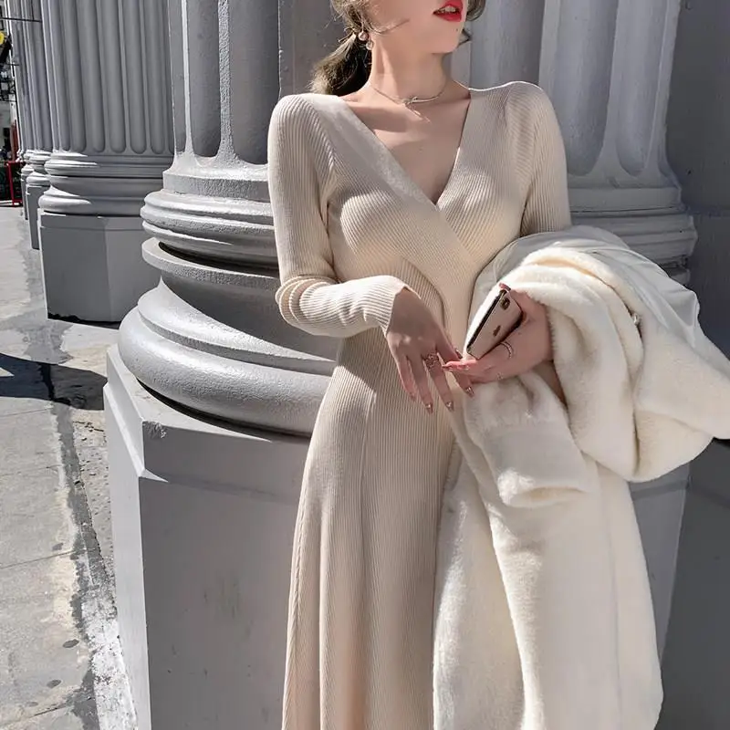 Women Fashion Casual Knitted Midi Dress Sexy V-neck Long Sleeve Basic Sweater Dress 2023 Autumn Office Lady Elegant Slim Dresses
Women Fashion Casual Knitted Midi Dress Sexy V-neck Long Sleeve Basic Sweater Dress 2023 Autumn Office Lady Elegant Slim Dresses