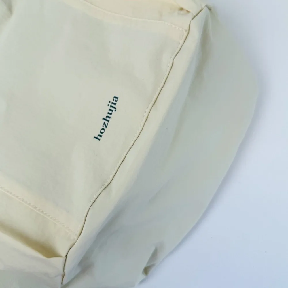 Simple Korean Lightweight Backpack Solid Color Large Capacity Nylon Shoulder Bags Leisure College Student Schoolbag Unisex
Simple Korean Lightweight Backpack Solid Color Large Capacity Nylon Shoulder Bags Leisure College Student Schoolbag Unisex