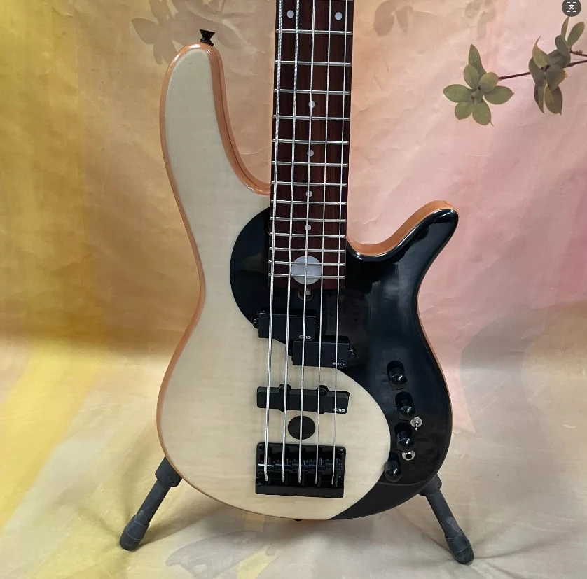 Natural Yin Yang Standard Electric Bass Guitar 5 String Gold Hardware Flamed Top
Natural Yin Yang Standard Electric Bass Guitar 5 String Gold Hardware Flamed Top