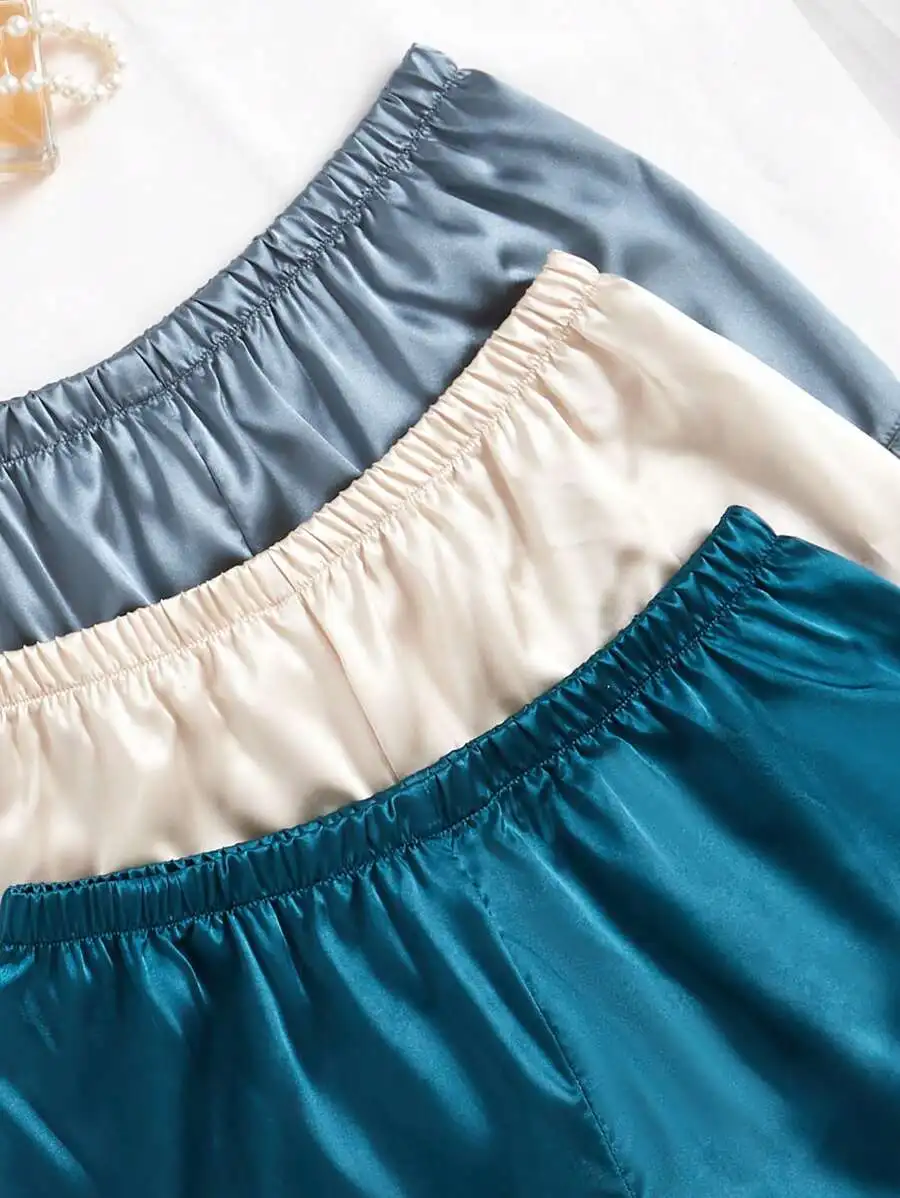 3pcs Solid Color Silky Satin Sleepwear Set With Cami Top And Shorts
3pcs Solid Color Silky Satin Sleepwear Set With Cami Top And Shorts