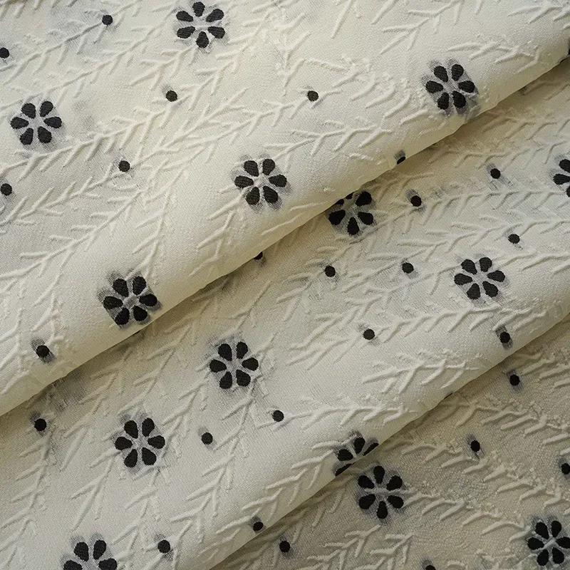 45cmx140cm Beige Small Black Floral Jacquard Yarn Dyed Fabric Spring and Autumn Women's Dress Clothing Diy Sewing Fabric
45cmx140cm Beige Small Black Floral Jacquard Yarn Dyed Fabric Spring and Autumn Women's Dress Clothing Diy Sewing Fabric