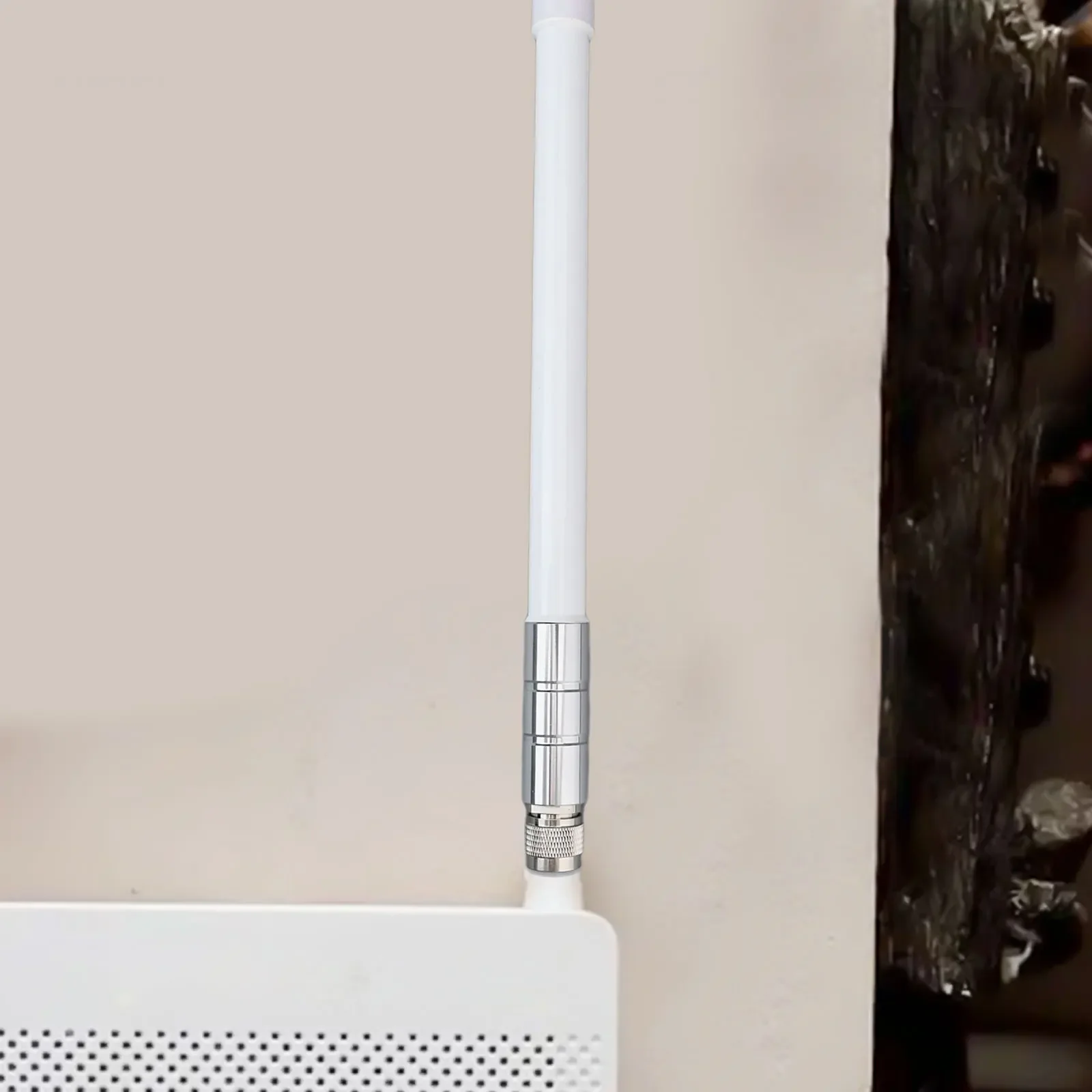 Antenna for Long Range Connectivity Fits For Helium Hotspot HNT Miner Features N Type Male Connector and Fiberglass Build
Antenna for Long Range Connectivity Fits For Helium Hotspot HNT Miner Features N Type Male Connector and Fiberglass Build