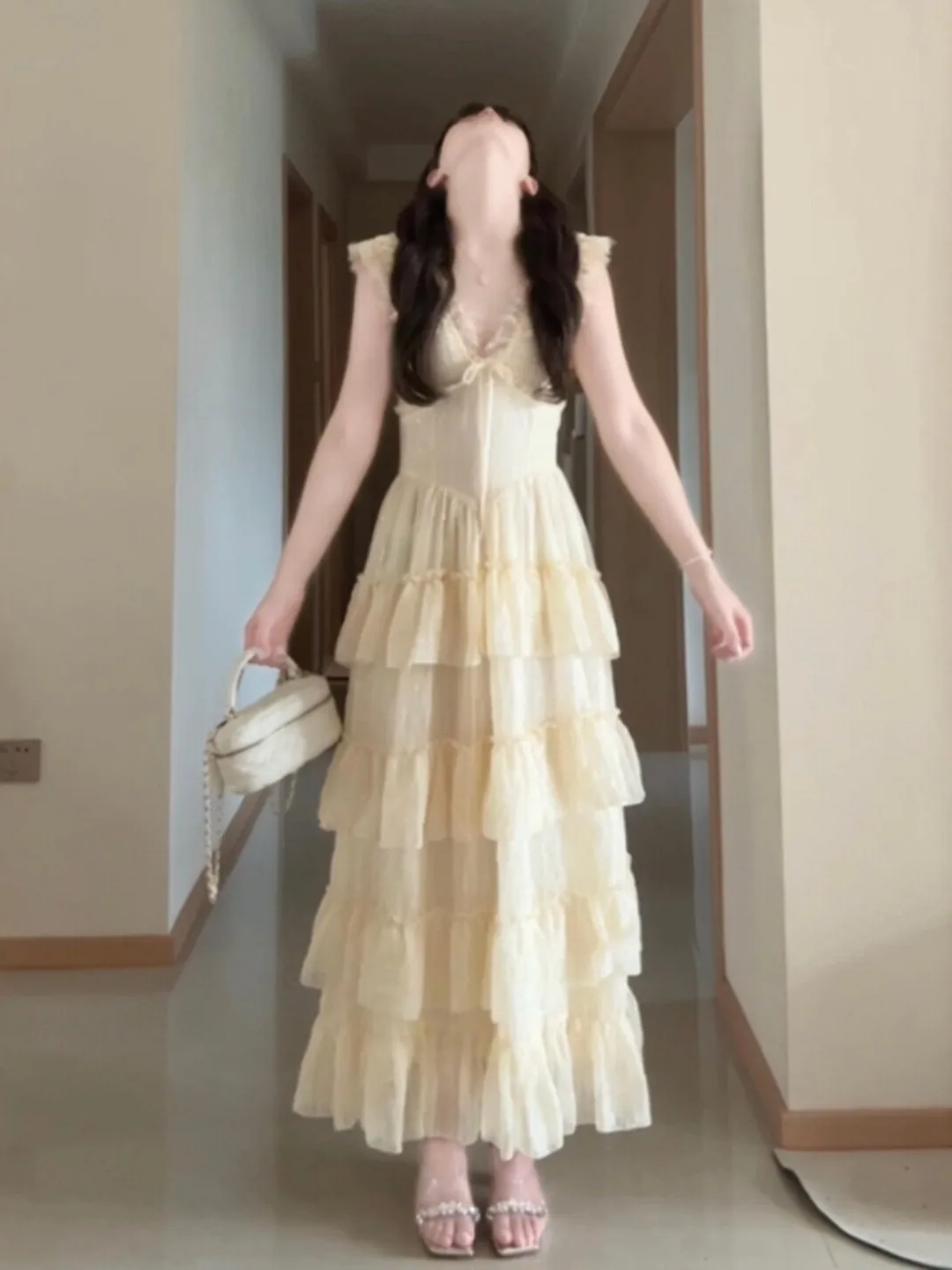 Sweet V-neck Puffy Sleeveless Fairy Long Dress Unique Style Summer Fashion Women's Cotton Gown City Commute Party Date
Sweet V-neck Puffy Sleeveless Fairy Long Dress Unique Style Summer Fashion Women's Cotton Gown City Commute Party Date