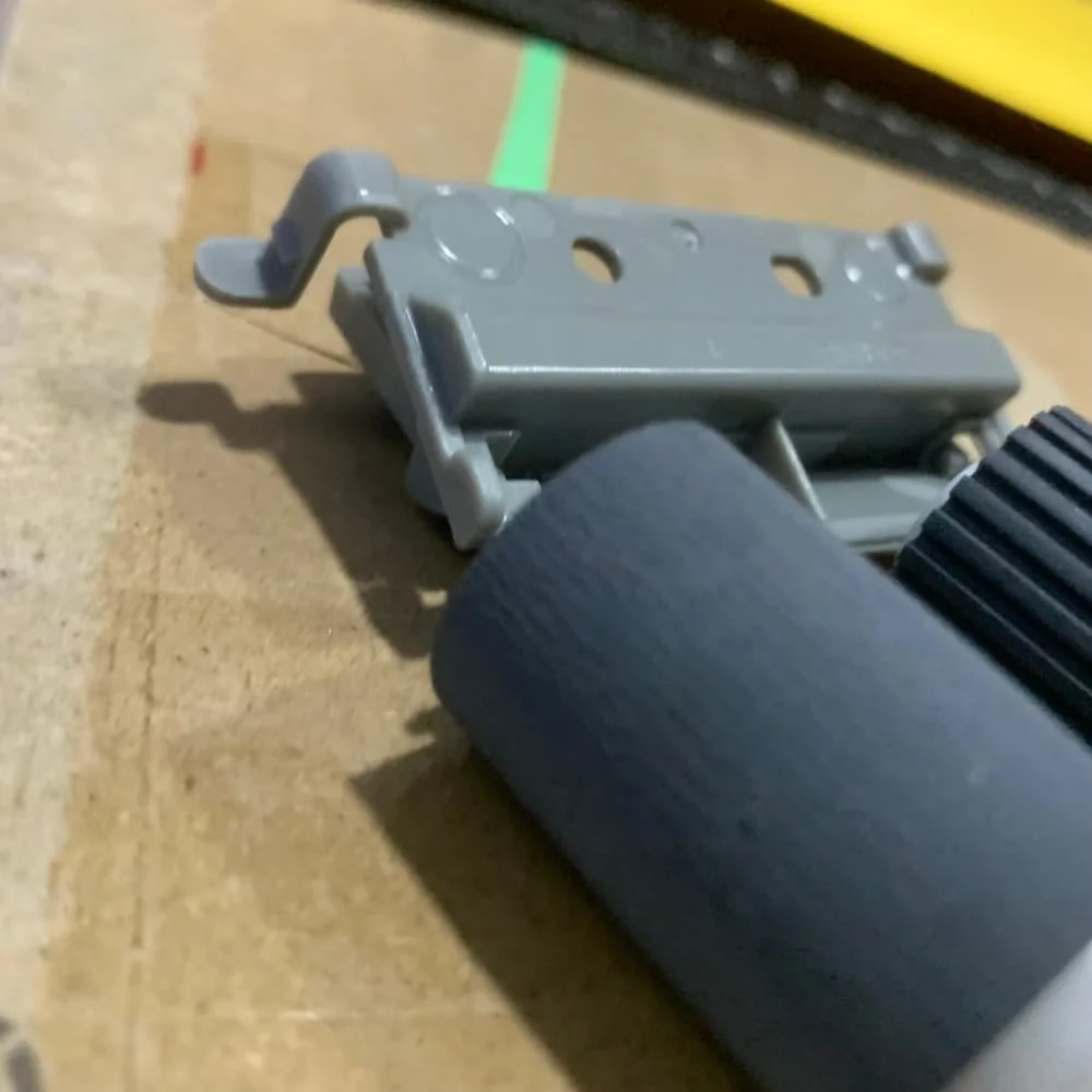 1X 302S094050 3BR07040 36211110 ADF Pickup Feed Roller Separation Pad for KYOCERA M2040 M2135 M2540 M2635 M2640 P2040 P2235
1X 302S094050 3BR07040 36211110 ADF Pickup Feed Roller Separation Pad for KYOCERA M2040 M2135 M2540 M2635 M2640 P2040 P2235