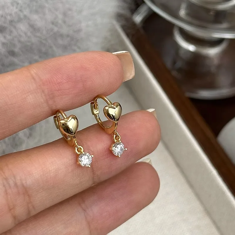 PANJBJ 925 Sterling Silver Zircon Hoop Earring for Women Sweet Romantic Tassels Originality Design Jewelry Gift Dropshipping
PANJBJ 925 Sterling Silver Zircon Hoop Earring for Women Sweet Romantic Tassels Originality Design Jewelry Gift Dropshipping