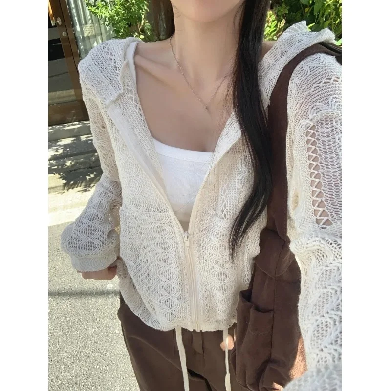 2026 Summer New Korean Style Hollow out Casual Thin Zipper Hoodie Jacket Women's Long Sleeve Regular Length Fashion Outerwear
2026 Summer New Korean Style Hollow out Casual Thin Zipper Hoodie Jacket Women's Long Sleeve Regular Length Fashion Outerwear