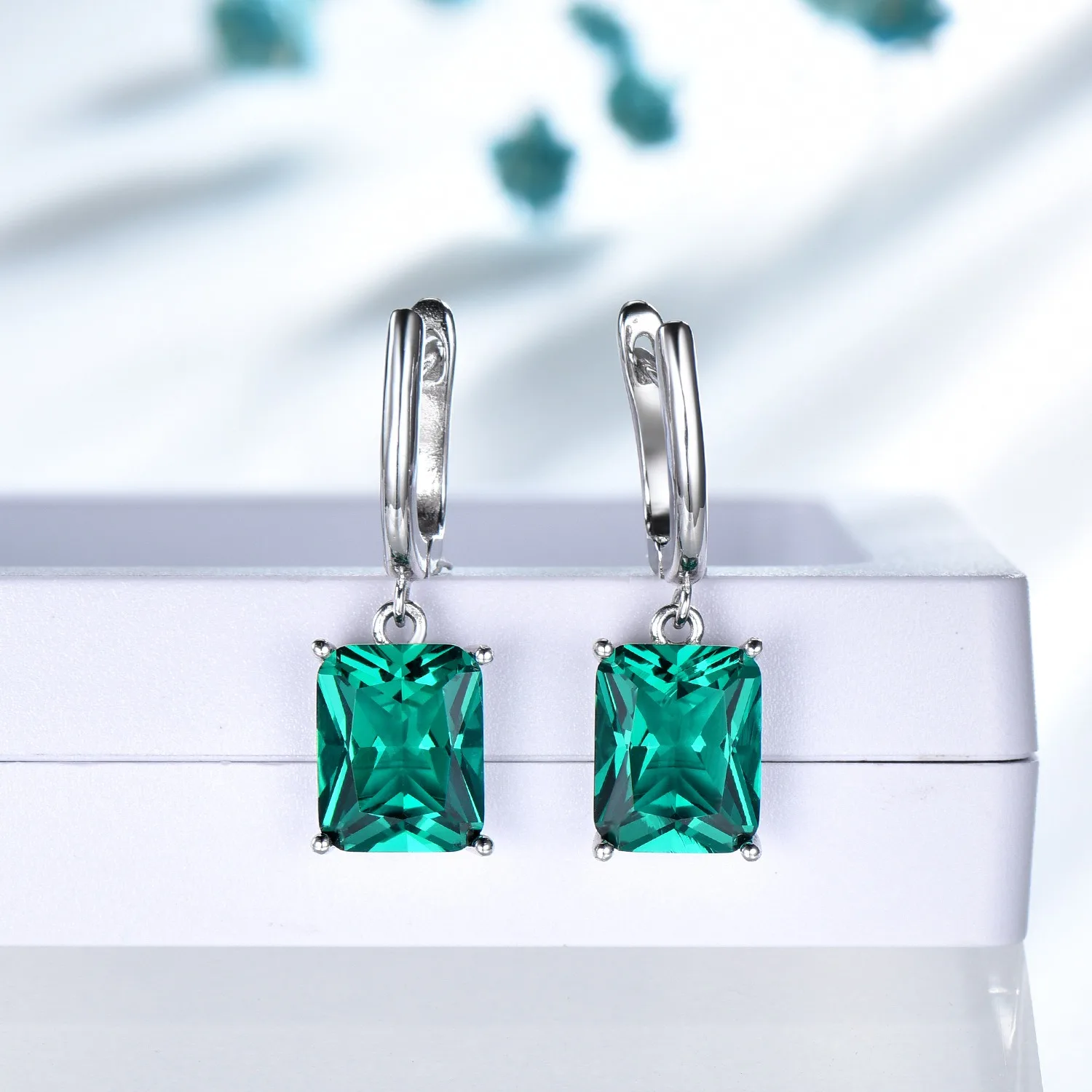 100% 925 Sterling Silver Drop Earrings for Women Nano Sky Blue Emerald Gemstone Earrings Trend Party Fine Jewelry Gifts
100% 925 Sterling Silver Drop Earrings for Women Nano Sky Blue Emerald Gemstone Earrings Trend Party Fine Jewelry Gifts
