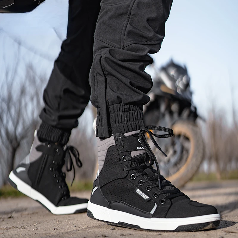 Men Motorcycle boots Breathable Anti-fall Rider Road Racing Casual Shoes Boots Gear Shift Rubber Sole Reflective Motorbike Shoes
Men Motorcycle boots Breathable Anti-fall Rider Road Racing Casual Shoes Boots Gear Shift Rubber Sole Reflective Motorbike Shoes