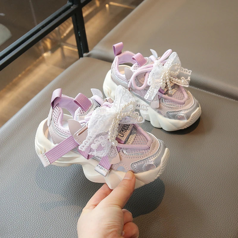 Girls' sandals 2026 summer style children's hollow out sports cage shoes girls' closed-toe mesh princess white mesh shoes
Girls' sandals 2026 summer style children's hollow out sports cage shoes girls' closed-toe mesh princess white mesh shoes