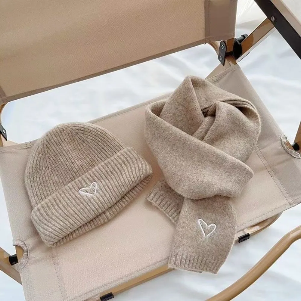 Love Heart Embroidery Baby Scarf Hat Set Knitted Kids Winter Warm Hat Soft Fleece Beanie Cap Ear Protection Hat For 3-6Y
Love Heart Embroidery Baby Scarf Hat Set Knitted Kids Winter Warm Hat Soft Fleece Beanie Cap Ear Protection Hat For 3-6Y